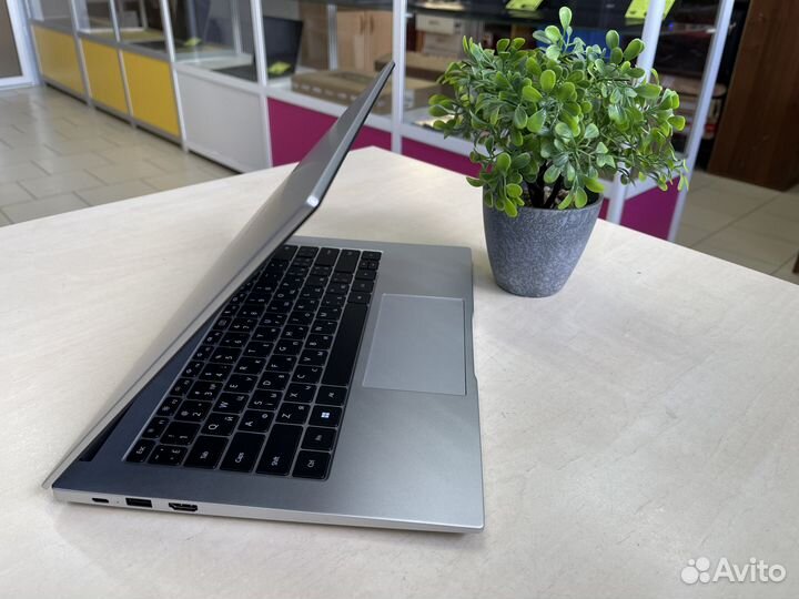 Ультрабук Huawei/Как новый/В коробке/14 дюймов