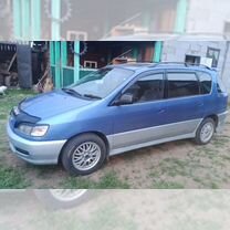 Toyota Ipsum 2.0 AT, 1996, 426 000 км, с пробегом, цена 550 000 руб.