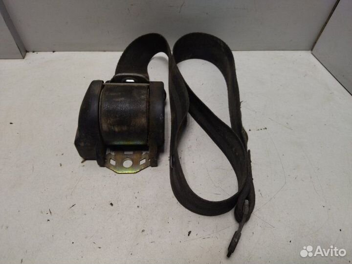 Ремень безопасности Volkswagen Transporter T4