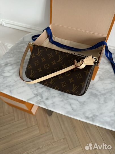 Сумка клатч Louis Vuitton новая оригинал