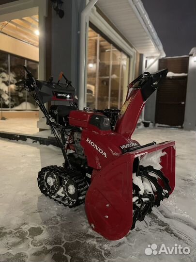 Снегоуборщик Honda HSS 970A