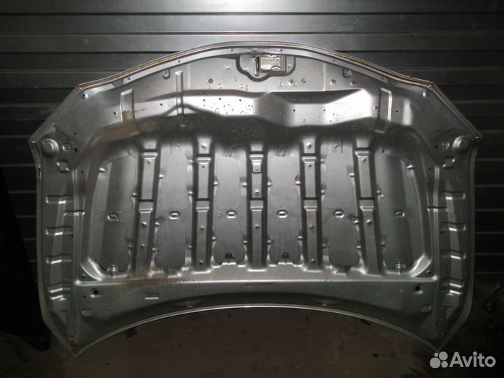 Капот Toyota Camry V40