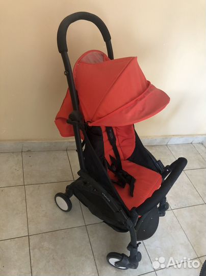 Прогулочная коляска yoya