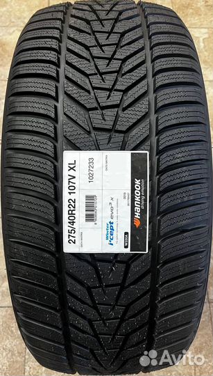 Hankook Winter I'Cept Evo 3 X W330A 275/40 R22 и 315/35 R22 111V