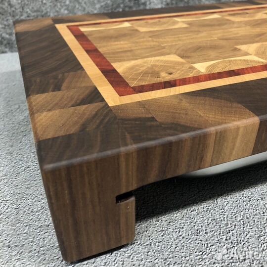 Разделочная доска с гастроемкостью