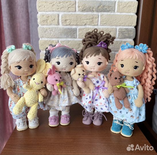 Вязаная кукла