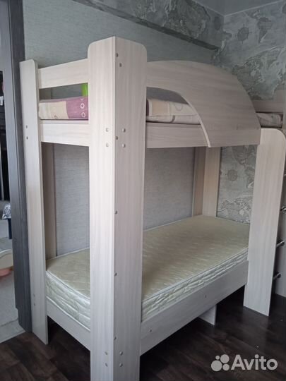 Двухъярусная кровать бу