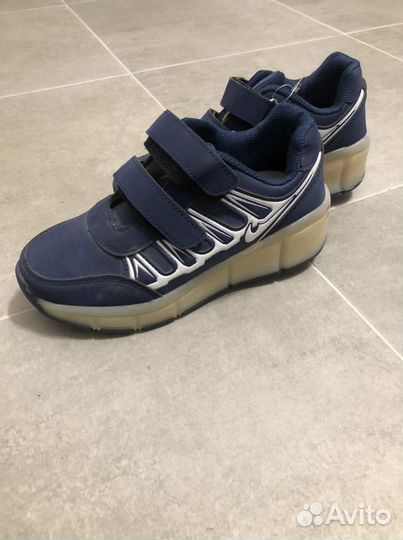 Кроссовки роллеры