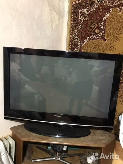 Телевизор samsung