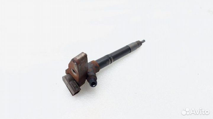 Форсунка топливная Toyota Land Cruiser VDJ200