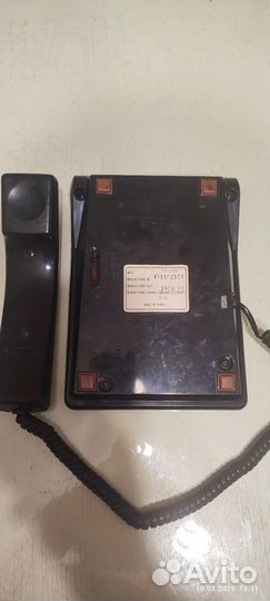 Кнопочный телефон