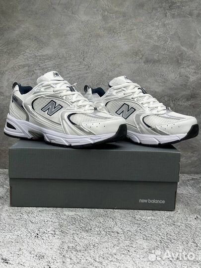 Кроссовки New Balance 530 Великаны