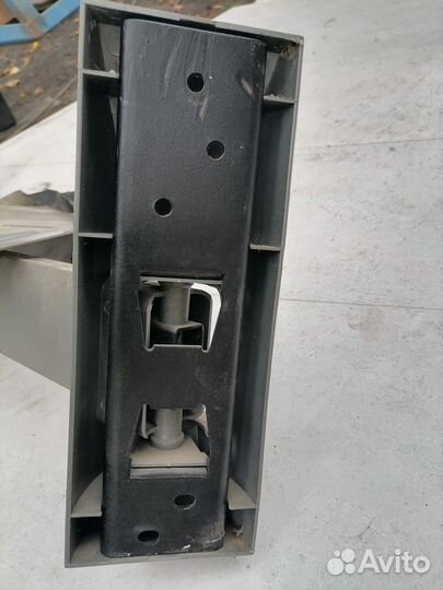 Подставка под телевизор