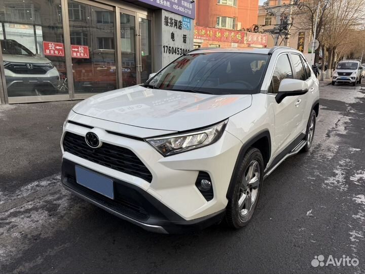 Toyota RAV4 2.0 CVT, 2021, 35 000 км