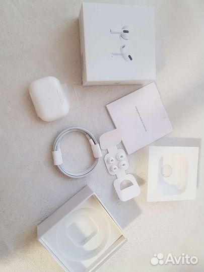 Беспроводные наушники Airpods pro with