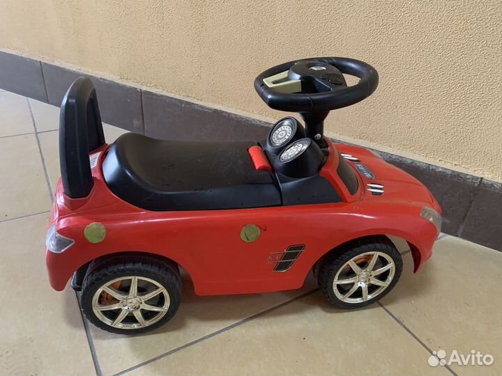 Машинка каталка толокар