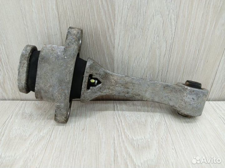 Опора двигателя задняя Hyundai Ix35