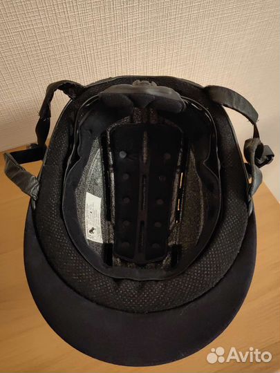 Шлем для верховой езды регулируемый