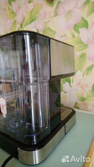 Кофеварка рожкового типа CM 9000 BQ