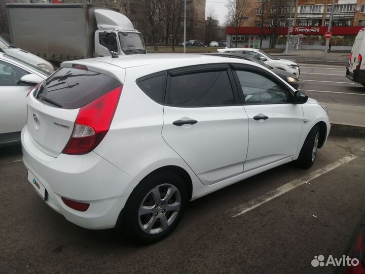Hyundai Solaris 1.4 AT, 2013, 99 800 км