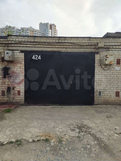 Гараж, > 30 м²