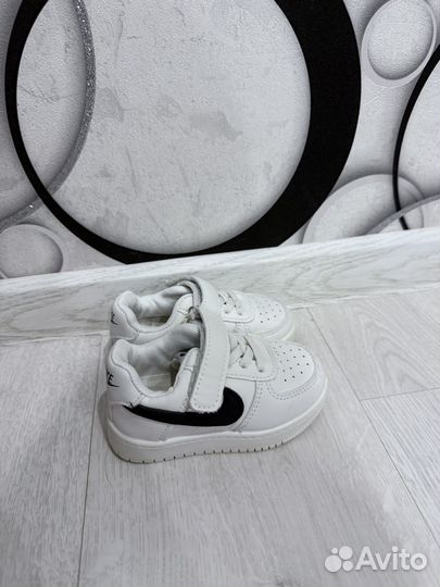 Детские кроссовки nike