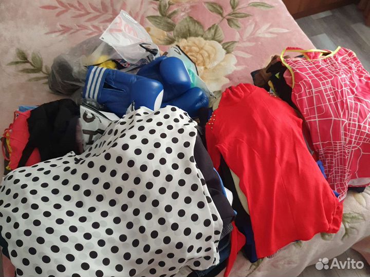 Женские вещи 42-44 разгружаю гардероб