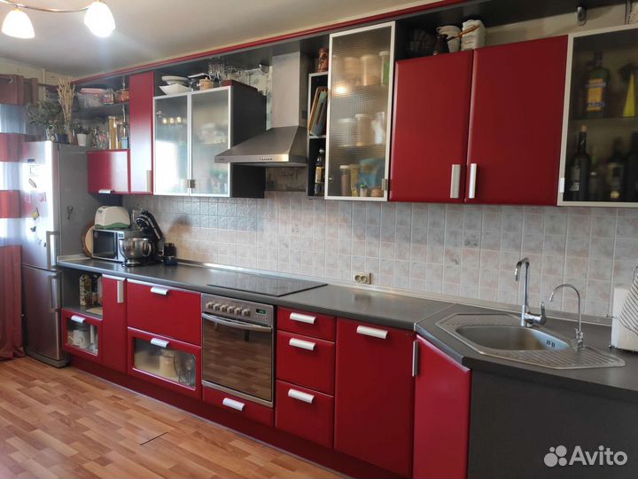 Кухонный гарнитур бу с техникой