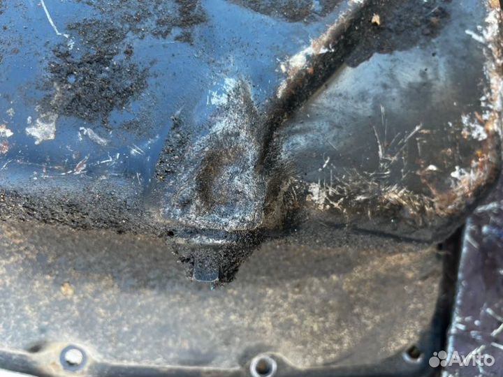 Поддон нижний Ford Transit 2.0 2000-2006