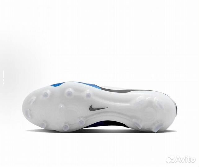 Футбольные бутсы nike tiempo