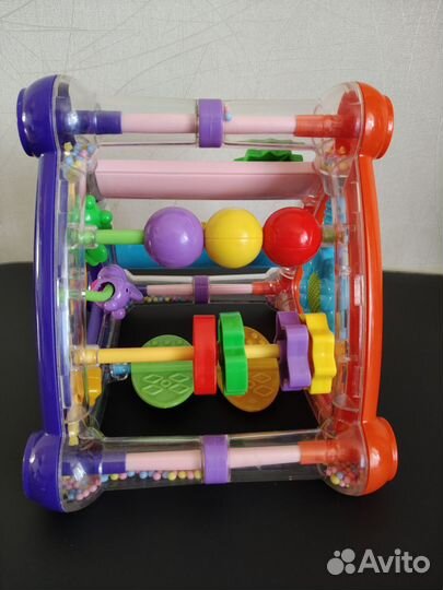 Бизиборд для малышей Levatoys развивающая игрушка