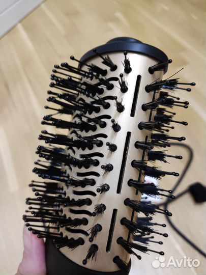 Фен-щетка для укладки