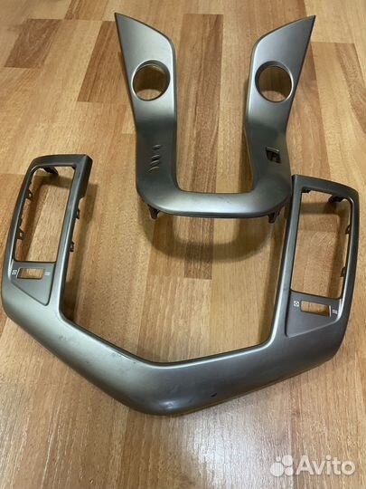 Накладка АКПП и накладка магнитолы Шевроле Круз