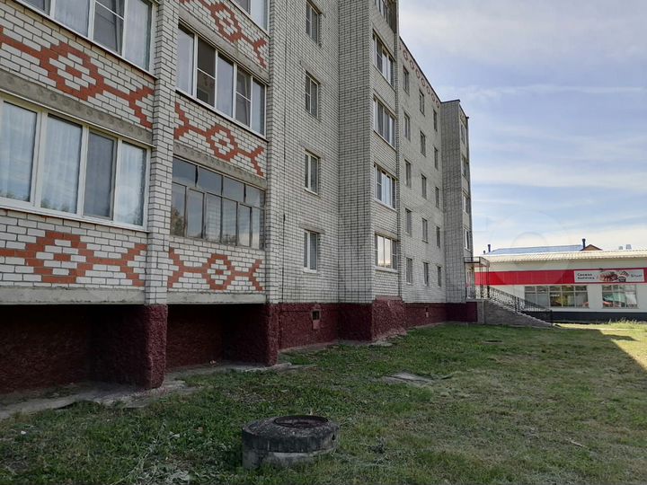 3-к. квартира, 57 м², 1/5 эт.