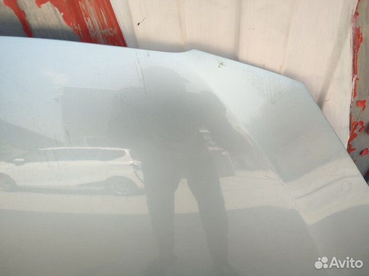 Капот передний Mazda Demio DE3FS-252180 2009