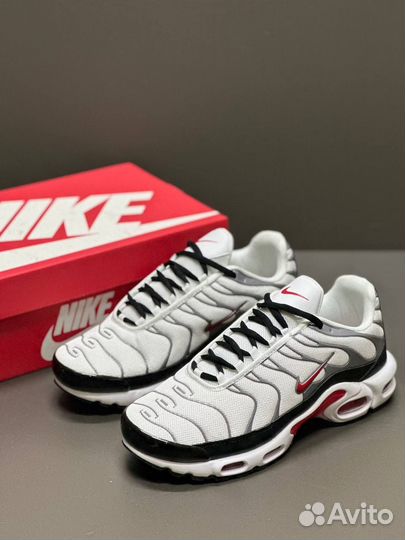 Кроссовки nike air max tn plus