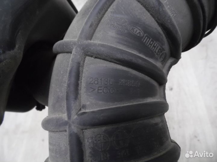 Патрубок воздушного фильтра Hyundai ix35 2010-2015