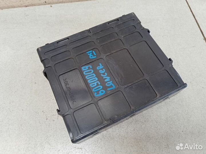 Блок управления двигателем 1860A318