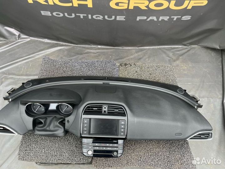 Торпедо Jaguar Xe X760 AJ200 / 200BA 2015