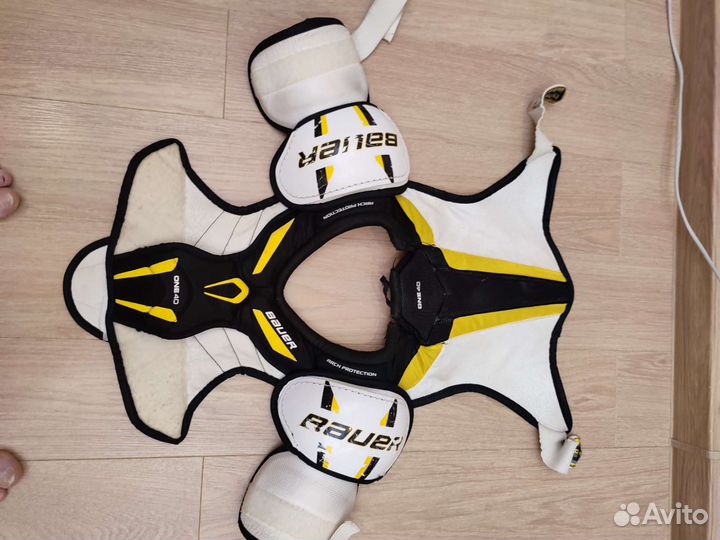 Хоккейная форма налокотники нагрудник наколенники