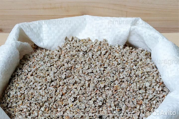 Комбикорм полнорационный для птиц и с/х животных