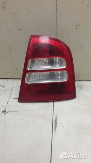 Фонарь правый Skoda Octavia