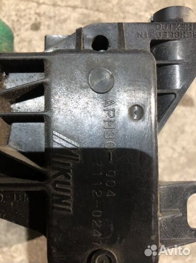 Педаль газа Митсубиси Галант 9