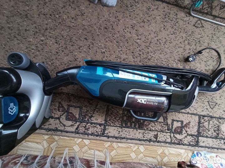 Моющий пылесос Tefal clean&steam