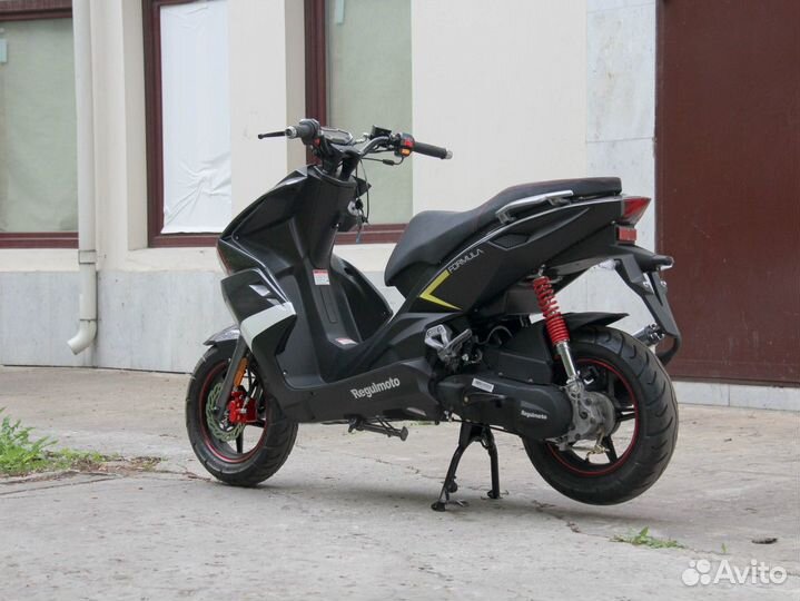 Скутер regulmoto formula 50 2т