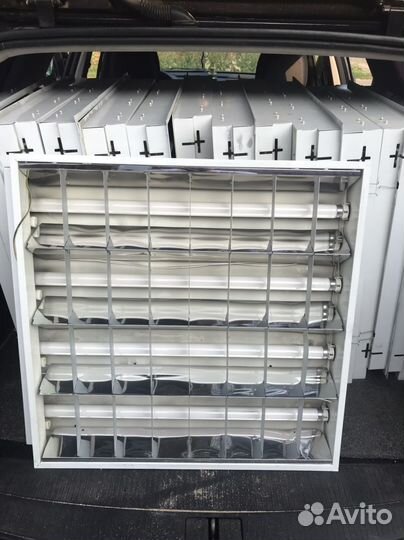 Светильник потолочный