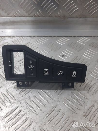 Блок кнопок Kia Sportage SL G4KD 2012