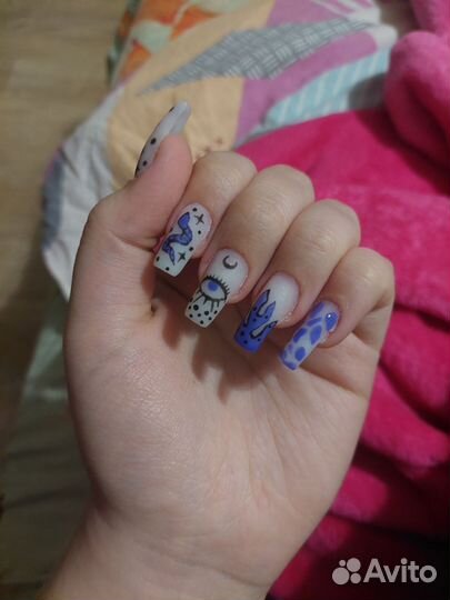 Нужна модель на Маникюр