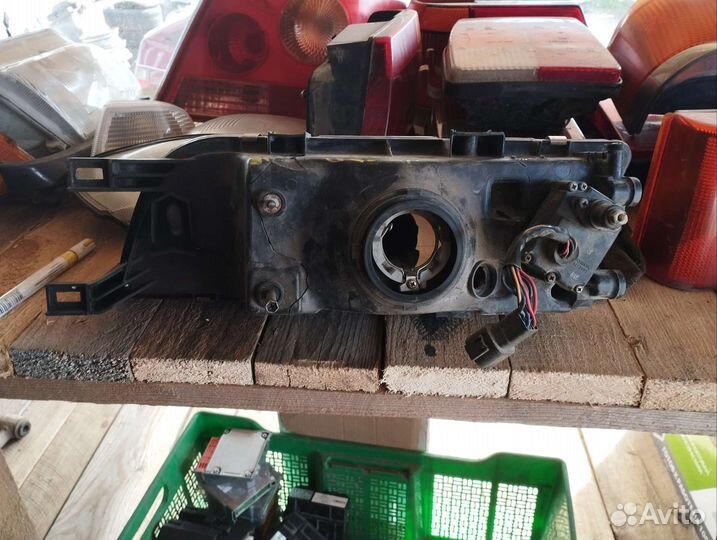 Фара правая Nissan Almera n15 дефект