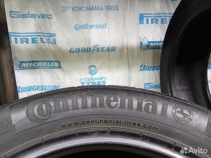 Continental ContiPremiumContact 5 215/55 R17 94W